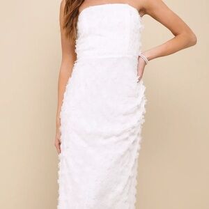 Lulus Floral Appliqué Strapless Midi Dress